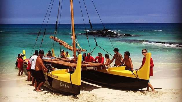 Eka Canoe Manta Ray Snorkel from Hawaii Adventure Tours